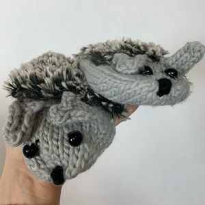 HEDGEHOG MITTENS